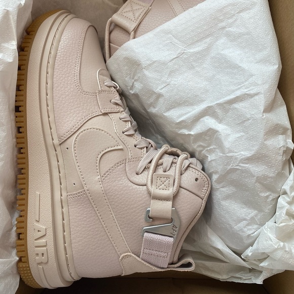Women’s Nike Air Force 1 Hi UT 2.0 Sz. 9 - NEW IN BOX - Picture 5 of 5